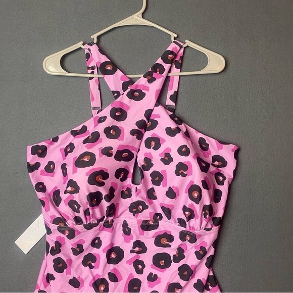 New LYSA Pink Leopard Print Sexy Keyhole One Piece Swimsuit Plus Size - Picture 2 of 13